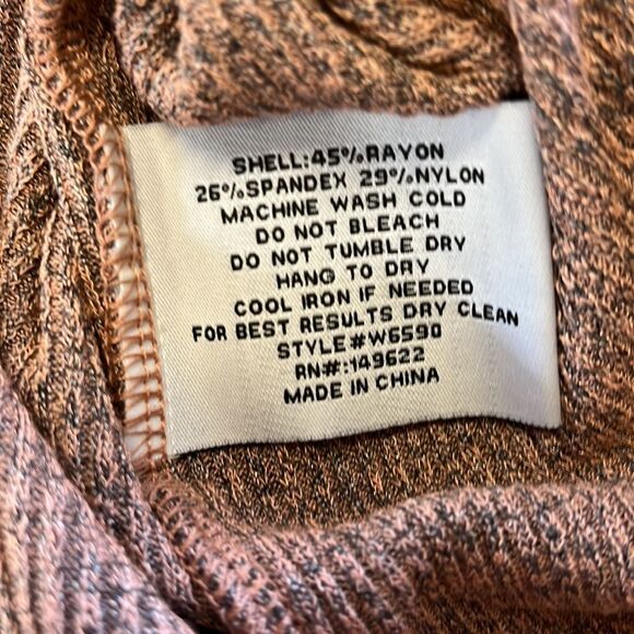 NWOT Walter Baker | Scoop Neck Knee Length Cut Out Long Sleeve Dress XL - Picture 8 of 8